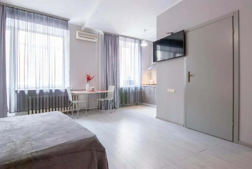 Home-Hotel Apartments On Maidan Nezalezhnosti Square Kyiv Ukraine