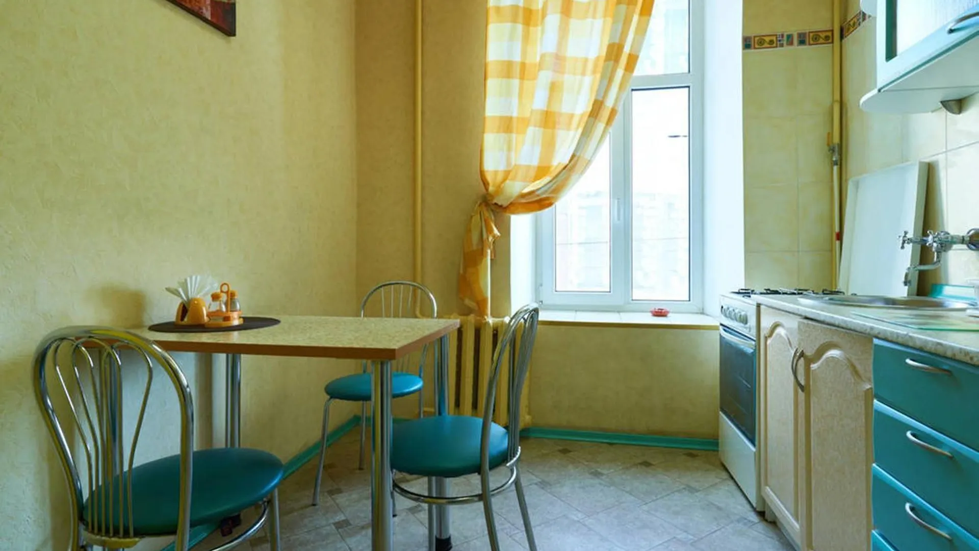 Home-Hotel Apartments On Maidan Nezalezhnosti Square Kyiv Ukraine